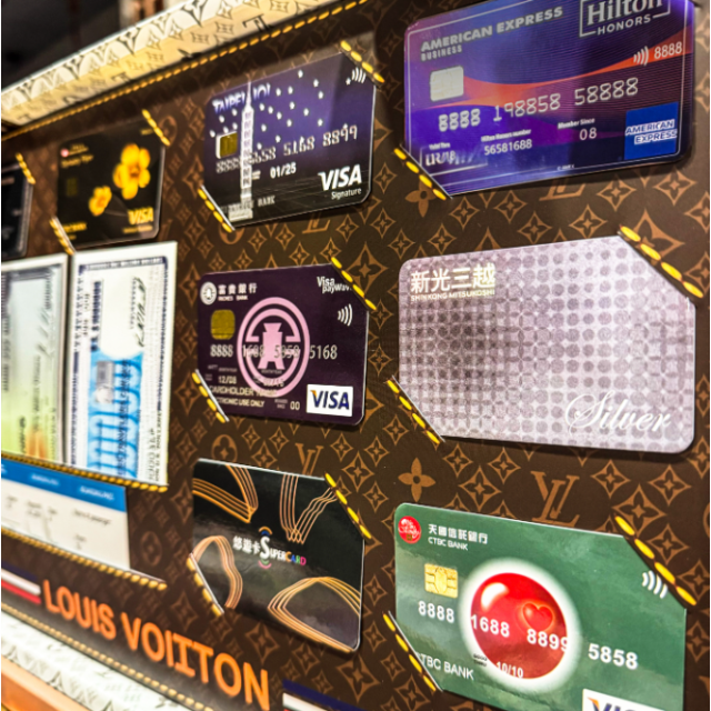 【順心】紙紮LV金燦皮箱