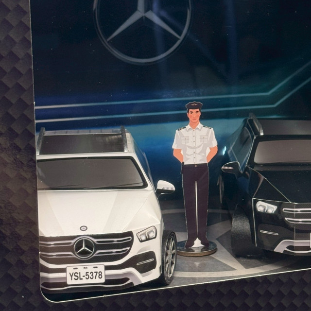 【順心】紙紮賓士汽車禮盒 (附燈光) 兩台 紙紮汽車禮盒 紙紮賓士 GLE53 附行照 車 紙紮 紙紮車 現貨